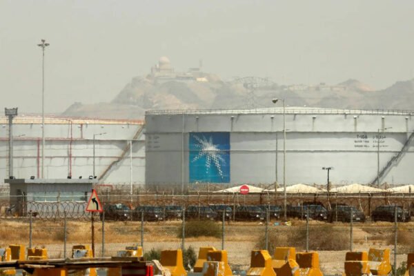 Saudi Arabia effects deepest crude price cut in 26 years