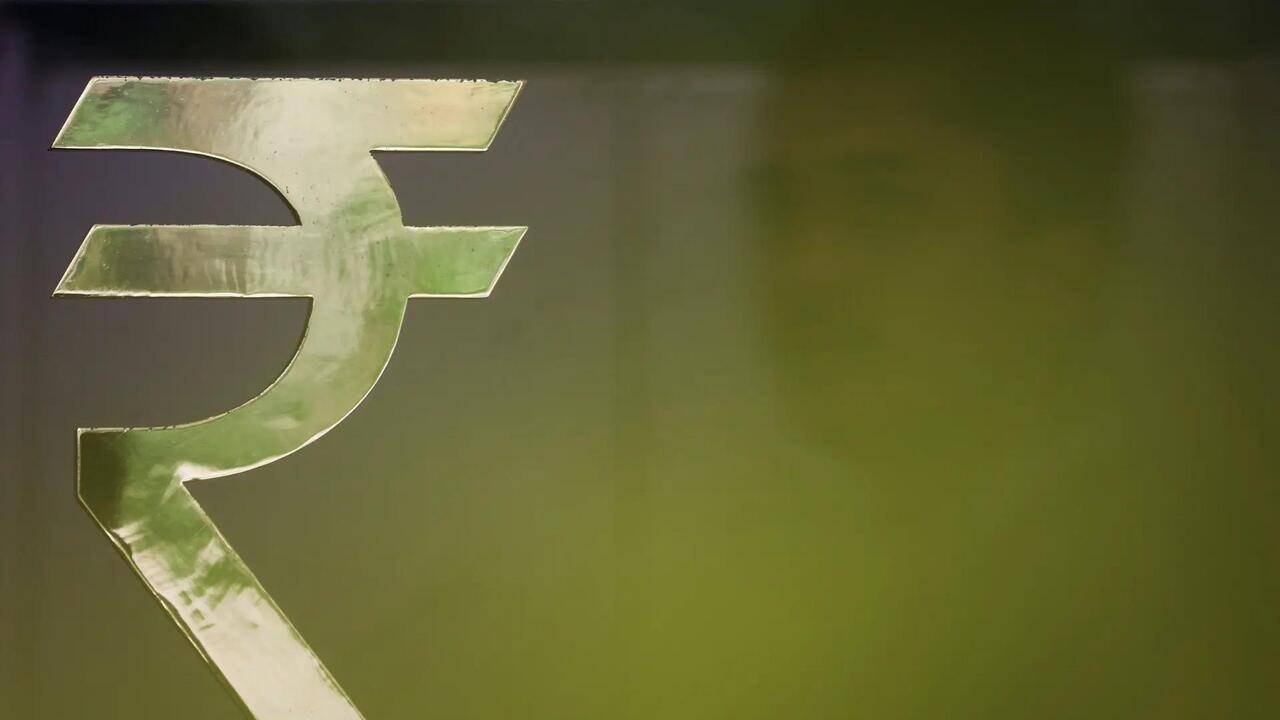 Rupee rises 14 paise in early trade as Dalal Street cheers; oil adds limited gains