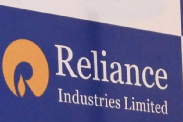 RIL Q1 profit plunges 25% to 23,000 crore, revenue up 25%