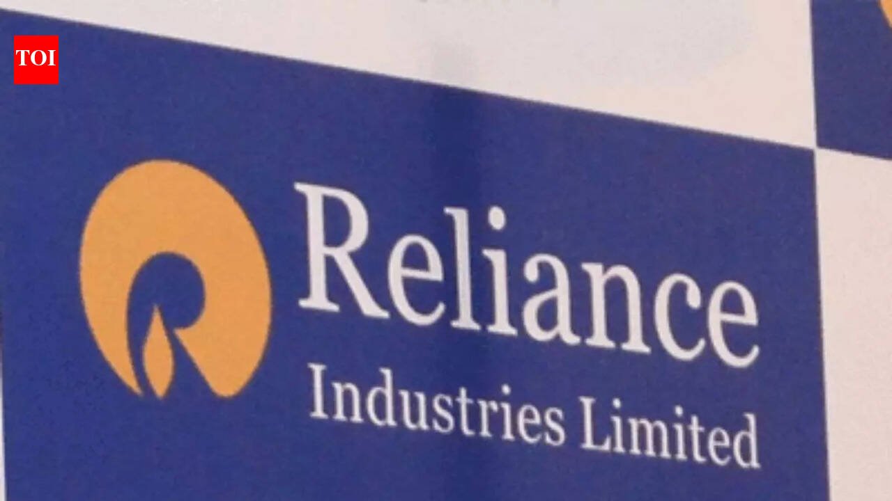 RIL Q1 profit plunges 25% to 23,000 crore, revenue up 25%
