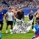 Will Argentina stars miss World Cup final under FIFA rules? Decision looms over Falklands banner celebration | Football News