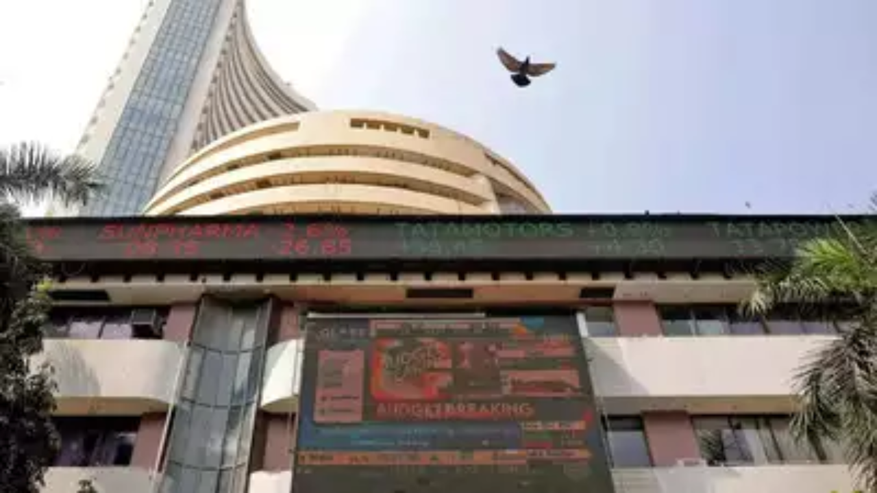 Sensex soars 965 pts as Q1 results lift mood on Dalaal-Street