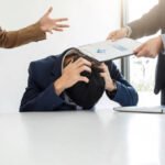 The surprising reason some adults become people-pleaser since childhood, according to psychologists