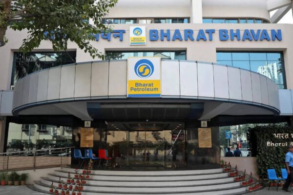 Bharat Petroleum Corporation Ltd: BPCL posts Rs 3,962 crore Q1 loss as high crude prices squeeze fuel margins
