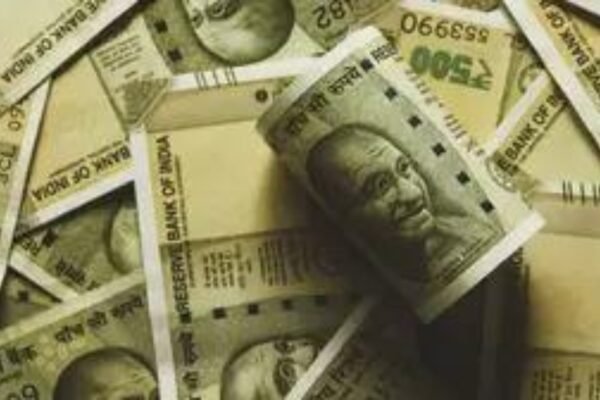 Q1 bank credit flow surges 10x as market mop-up collapses
