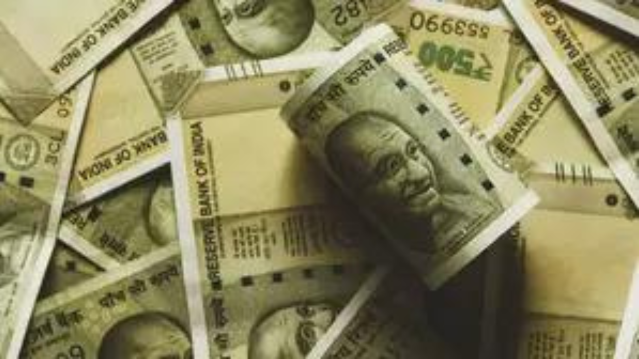 Q1 bank credit flow surges 10x as market mop-up collapses