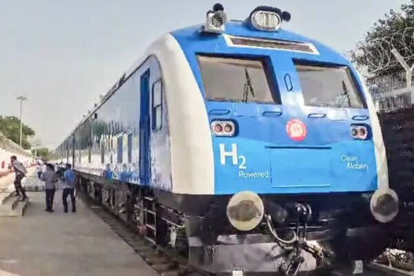Hydrogen-Powered Train: India's first hydrogen-powered train clocks around 900 km in five days