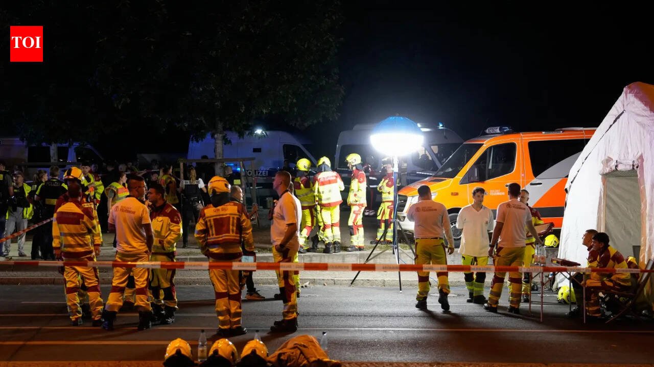 Berlin police hunt 'Islamist suspect' after Pride attack kills one, injures 16
