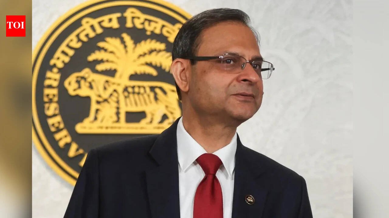 Rupee Surge: Rupee surges 66 paise on RBI governor's remark, sensex up 776 points
