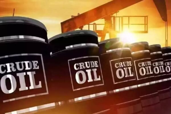 Oil prices jump over 7% as Middle East chaos flares up, brent crude back at $90 per barrel