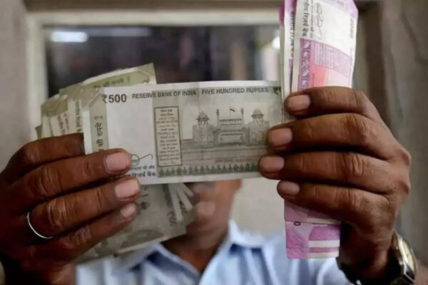 Banks collected Rs 7,100 crore as ‘minimum balance’ penalty in 2025-26