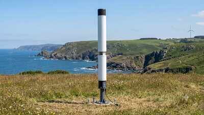 A Spanish company built a bladeless wind turbine that sways instead of spinning, turning the vibrations caused by wind into electricity | World News