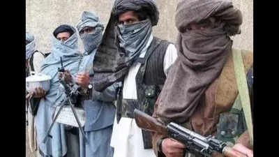 Insurgents kill 18 cops, 11 soldiers abducted this week in southwest Pakistan
