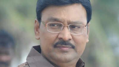 Days after his demise, veteran director K. Bhagyaraj's final wish successfully helps two visually impaired individuals | Tamil Movie News