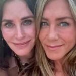 Jennifer Aniston and Courteney Cox vacation in Spain with Pedro Pascal and Jim Curtis |