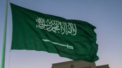 Saudi Arabia warns expats of SR50,000 fine, jail and deportation for overstaying entry visas