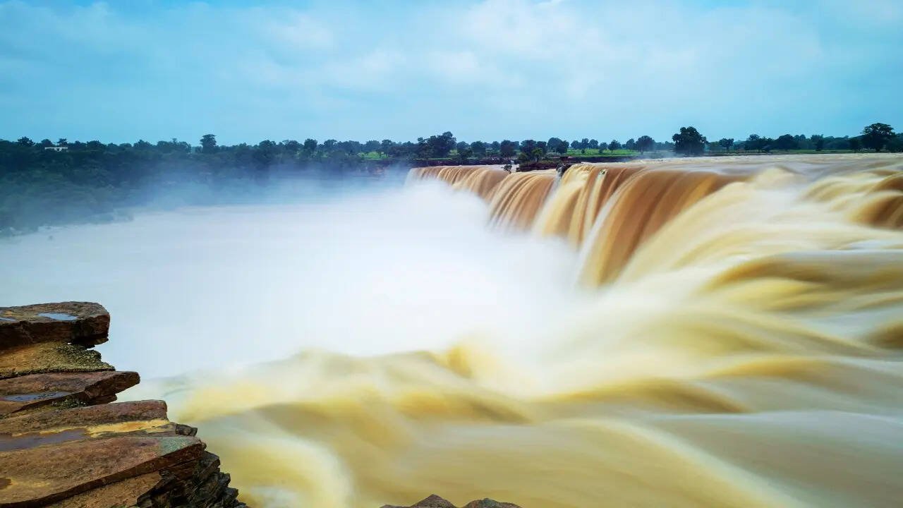 5 things to expect at India's widest waterfall during the monsoon