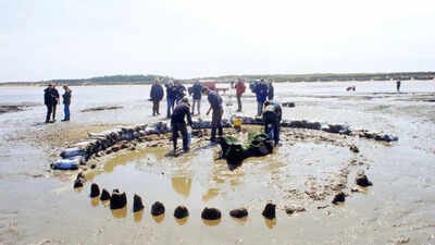 This 4,000-year-old wooden monument in England may have been built to ‘extend summer’, archaeologists say