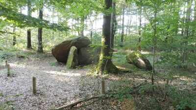 Archeologists discovered 7,000-Year-Old Neolithic burial grounds in France using electrical surveys