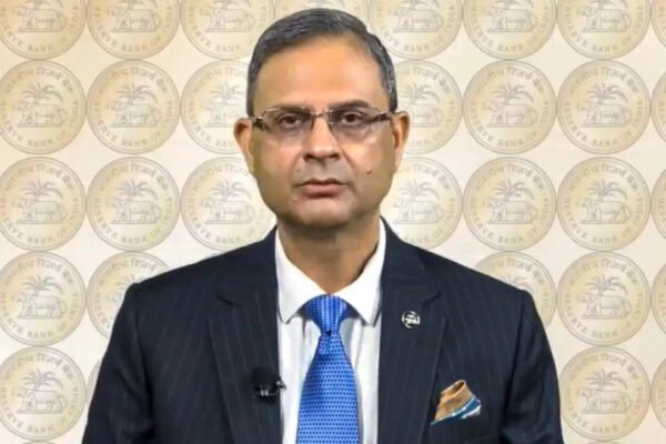 Liquidity surge due to NRI deposits to be limited and temporary: RBI