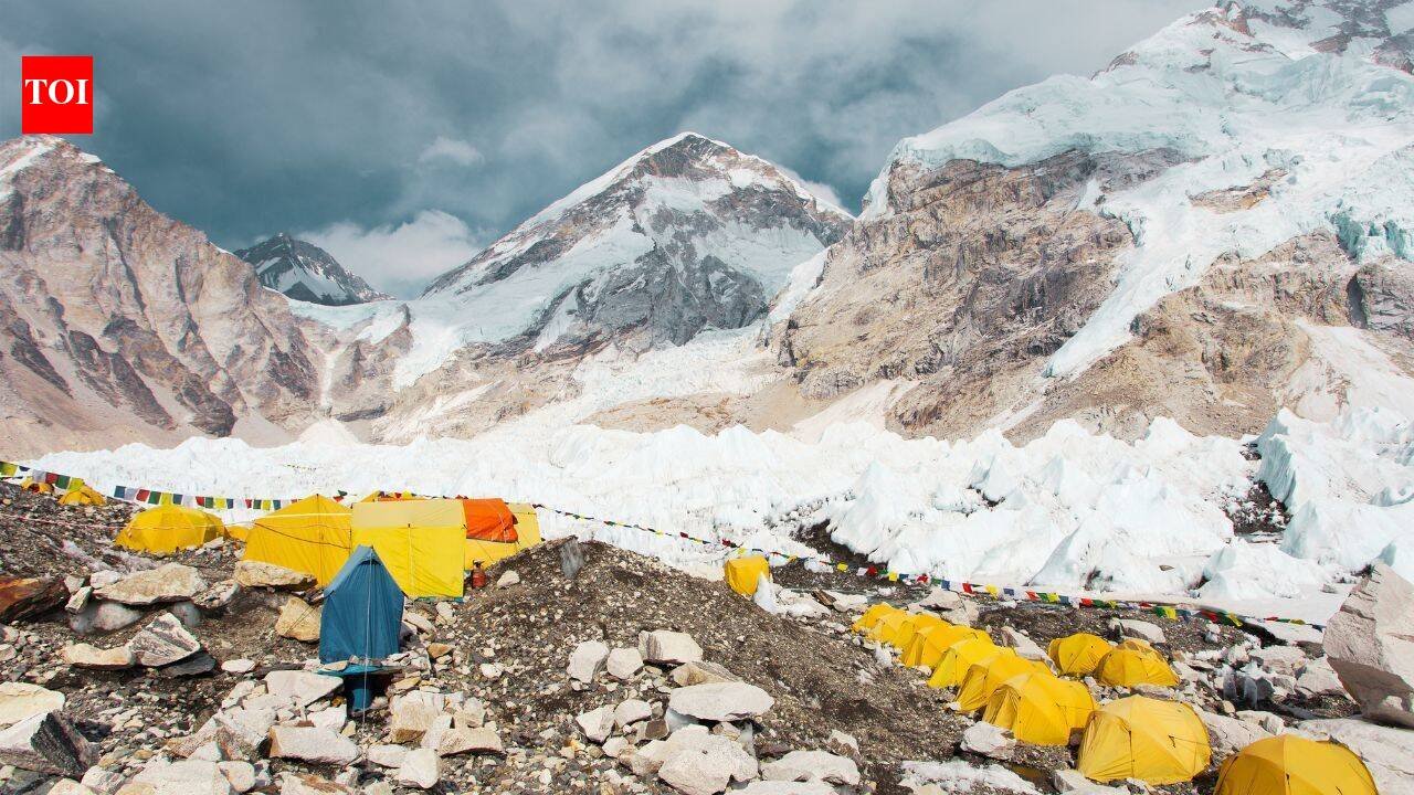 Mount Everest Geological History: Before it became the world's highest mountain, Mount Everest was part of an ancient sea: Geological studies reveal how a 470-million-year-old seafloor rose to form the roof of the world