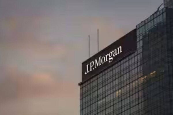 JP Morgan targets bigger M&A role