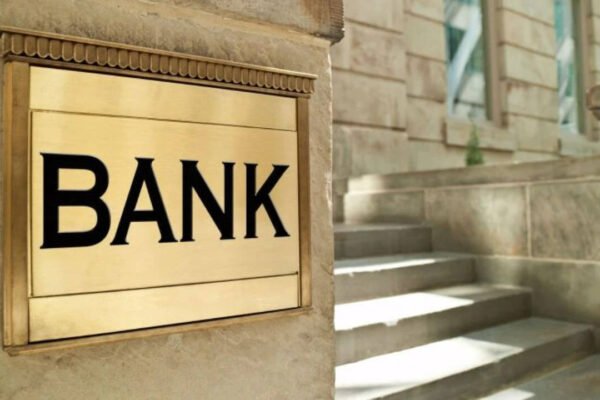 When and where will banks stay closed?