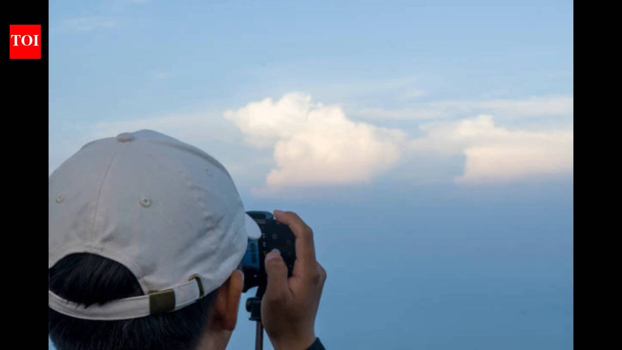 23-year-old lands ‘dream job’ paying Rs 8.5 lakh to watch clouds, film videos and live in the mountains