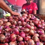 Onion prices surge; Centre to roll out Kanda Express from Monday
