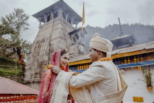 The fire that witnessed Shiva and Parvati's wedding still burns in Uttarakhand: Couples are now choosing this sacred temple for getting married in place of fancy hotels