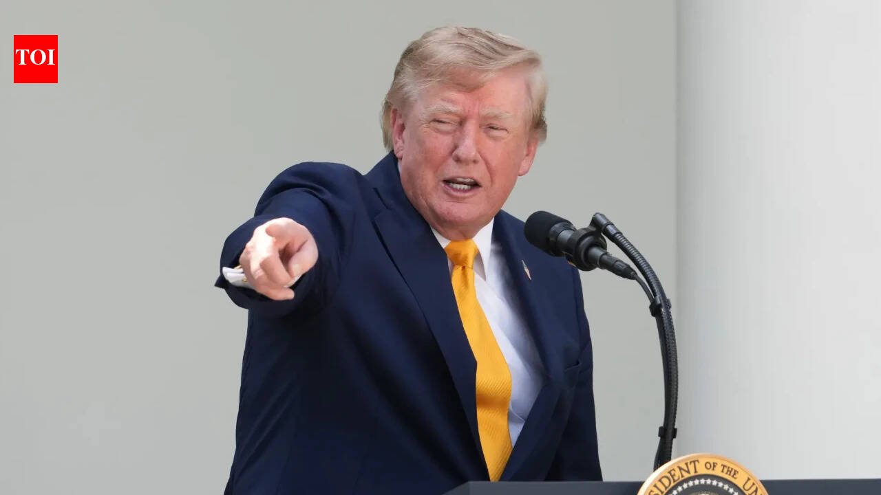 Trump admin set to revoke up to 2 lakh visas in historic crackdown