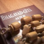 7 timeless Bhagavad Gita teachings parents can use to raise emotionally strong children who can handle failure, fear and difficult emotions