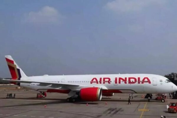 Air India seeks $1.5 billion from owners Tata, Singapore Air