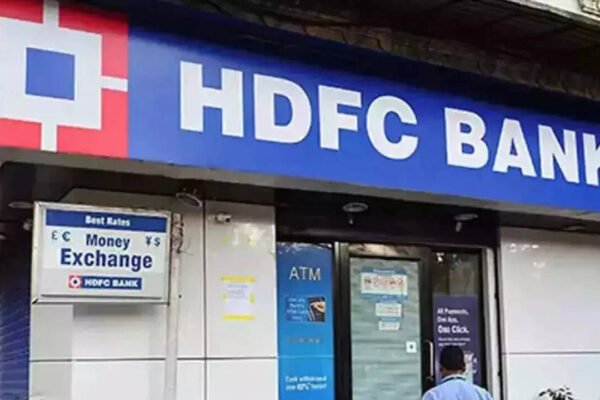 HDFC shares drop 2% over CEO uncertainty, legal woes