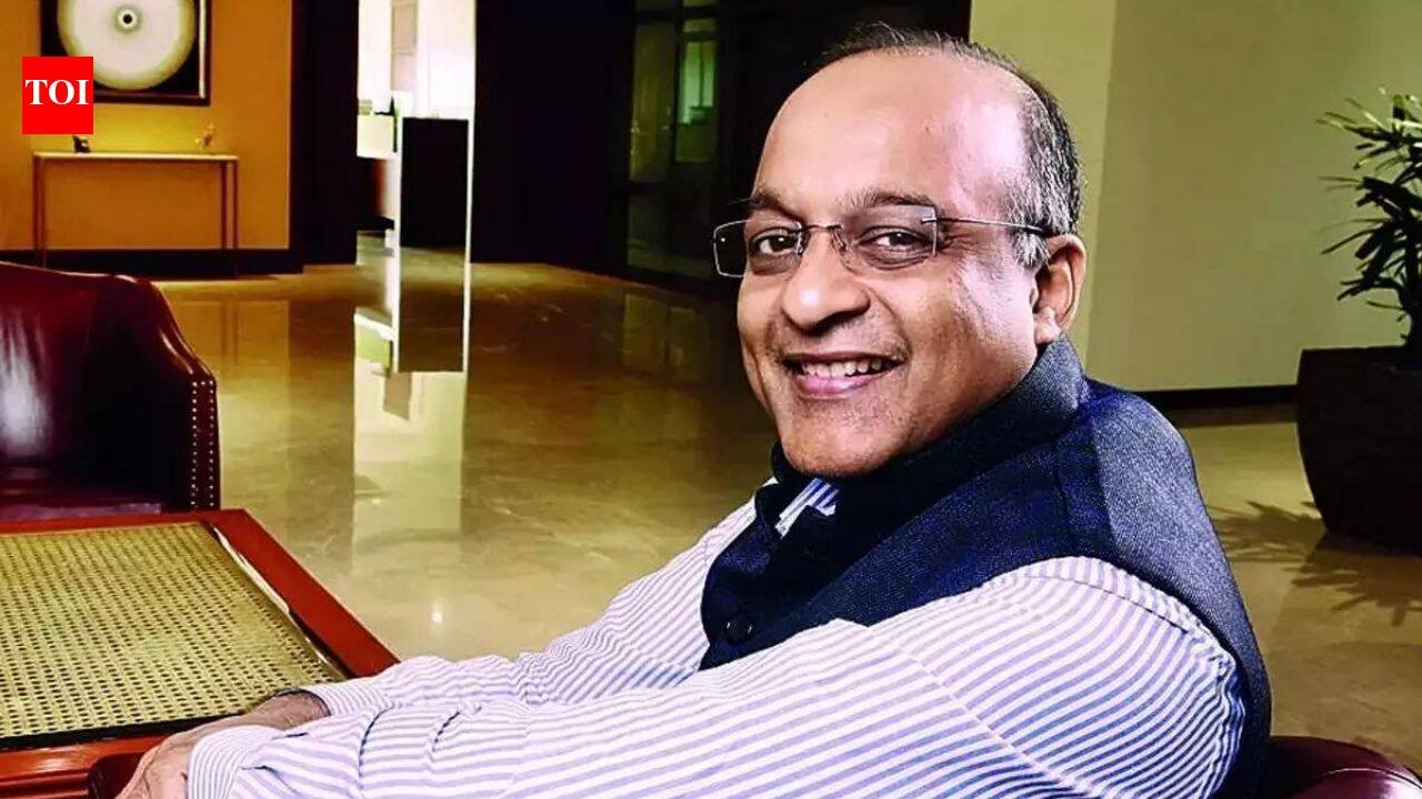 HDFC Bank shares rise nearly 3% after after CEO Jagdishan opts out of reappointment