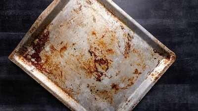 Why do baking sheets turn brown and sticky over time? How to clean them naturally