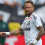 Neymar hits back at Santos fans after being booed in Copa Sudamericana win