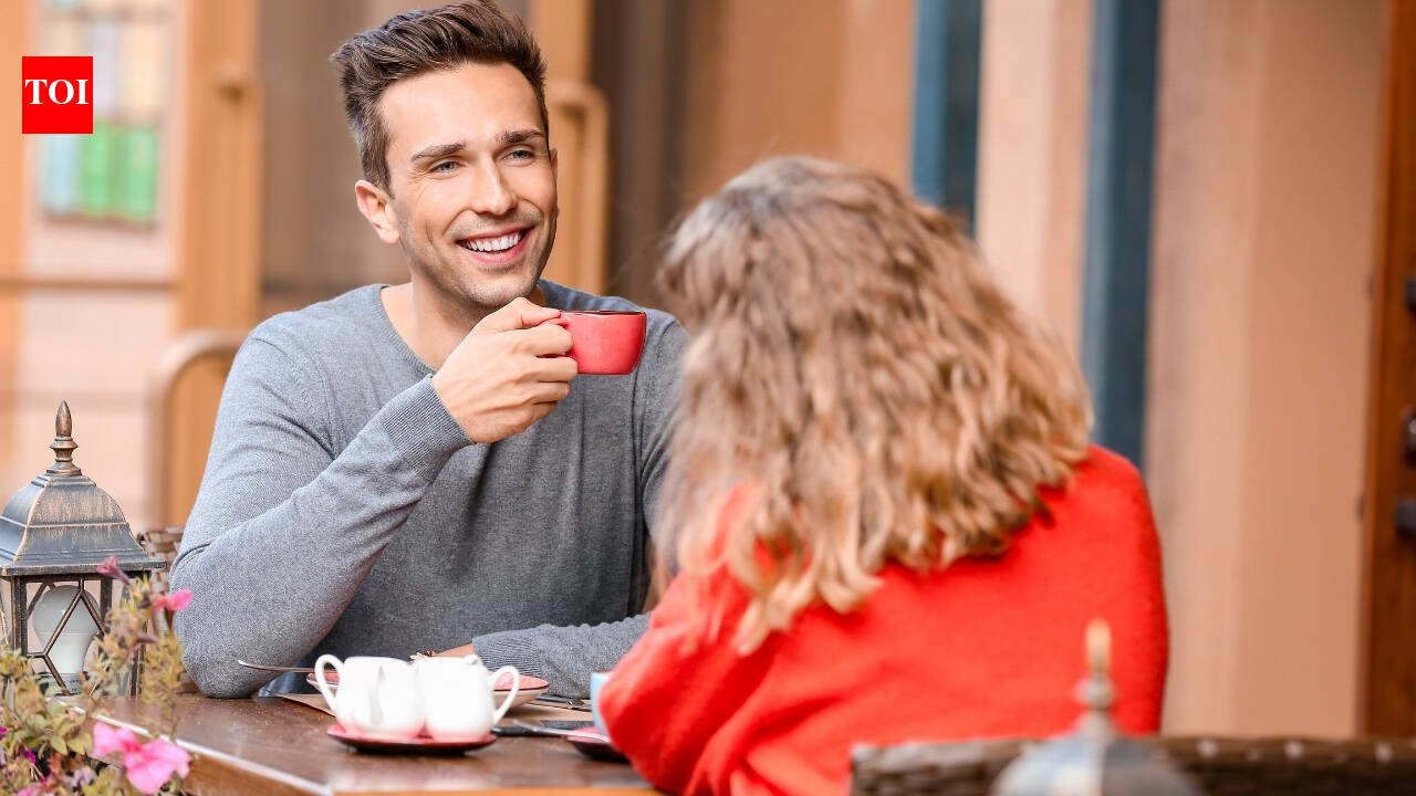 5 things people secretly notice when they first meet a potential partner
