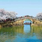 China tested nanobubbles across a 3,300-square-metre section of Taihu Lake; within 20 days a key measure of cyanobacteria fell nearly 90% and ammonia nitrogen dropped sharply