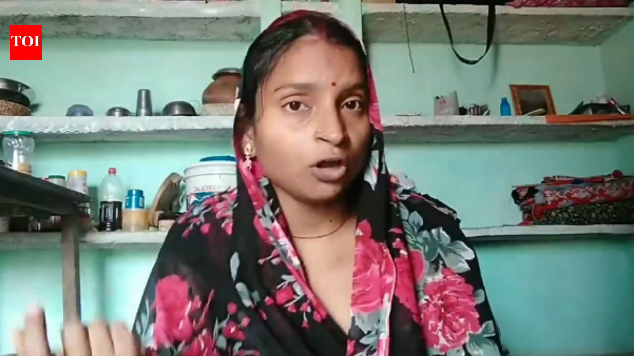Meet Yashoda Lodhi: The 'Dehati Madam', a 12th-pass homemaker who learned English from YouTube, now teaches online and earns thousands monthly |