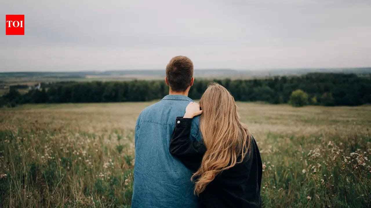 Always busy, barely talking? 5 ways couples can stay close