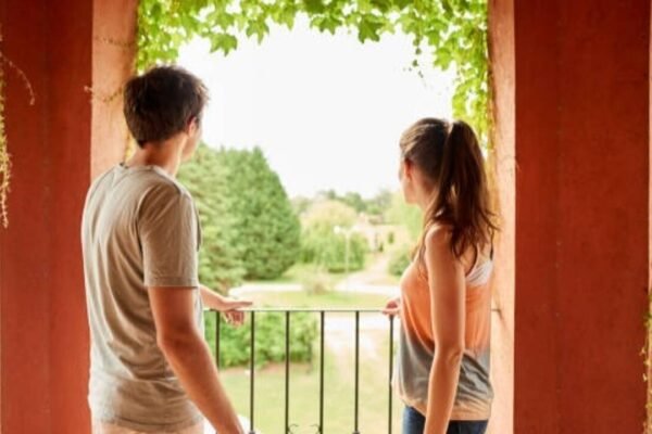 Neighbours overlooking your balcony? Try these 6 plants to create a natural privacy barrier and make your space more peaceful