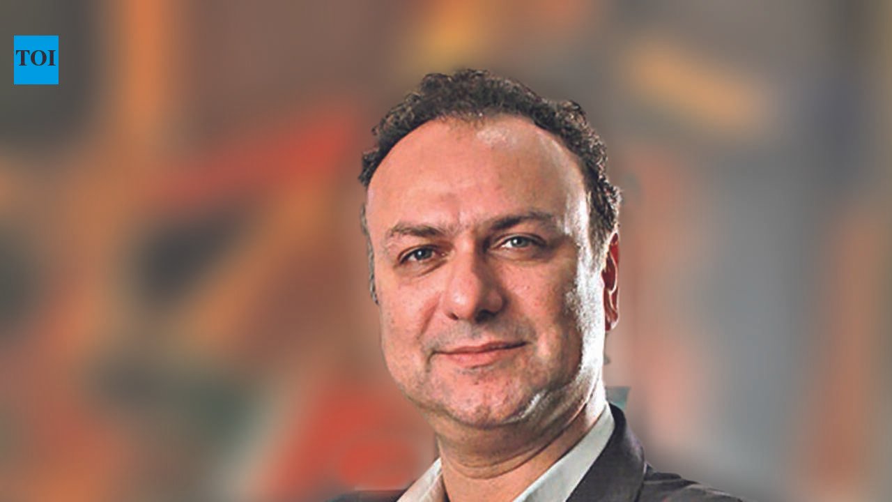 Shapoorji Pallonji Group, with 18.4% Tata Sons stake, backs its public listing