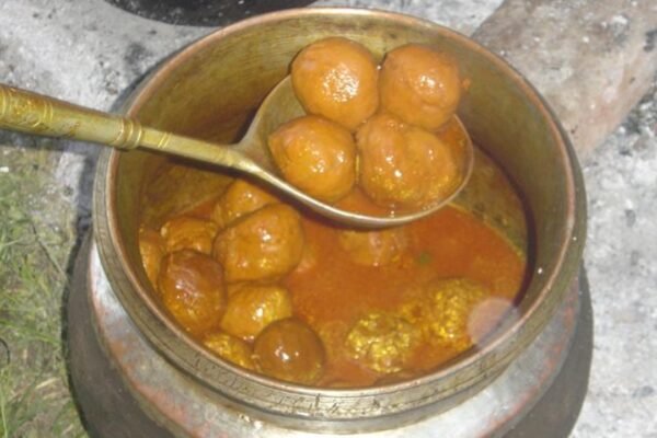 From Shab Deg to Kalathappam: Local Indian dishes that deserve a royal comeback