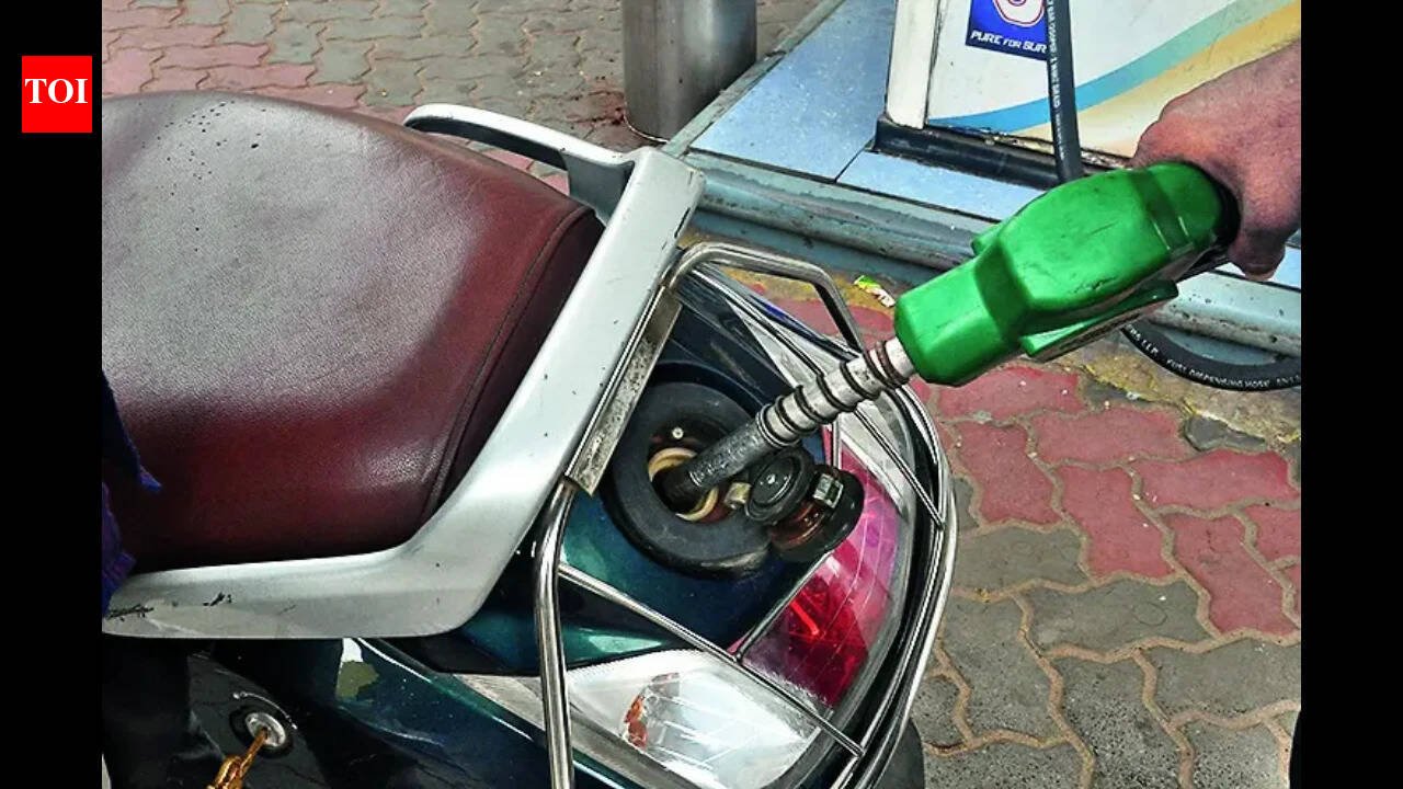 No UPI above Rs 2,000? MP petrol pumps to stop accepting payments from October 16 over MDR