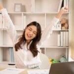 Improve Mood At Work: The 5-minute office habit that can quietly improve your mood for the rest of the day