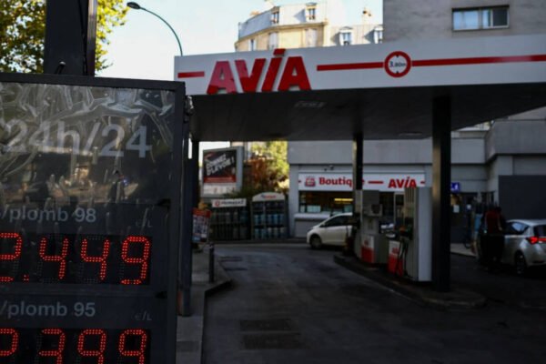 Diesel Prices: Diesel prices hit records as Iran, Ukraine wars disrupt fuel supplies