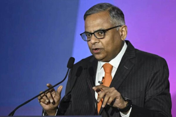 Ex-CJI, more legal experts back Tata Sons on Chandra's reappointment