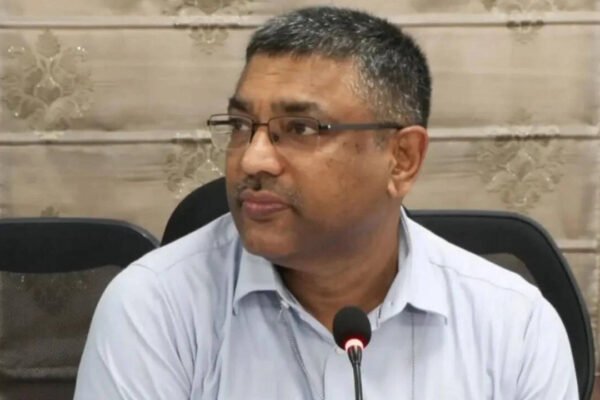 India can meet screen-protector demand locally, assures IT secy