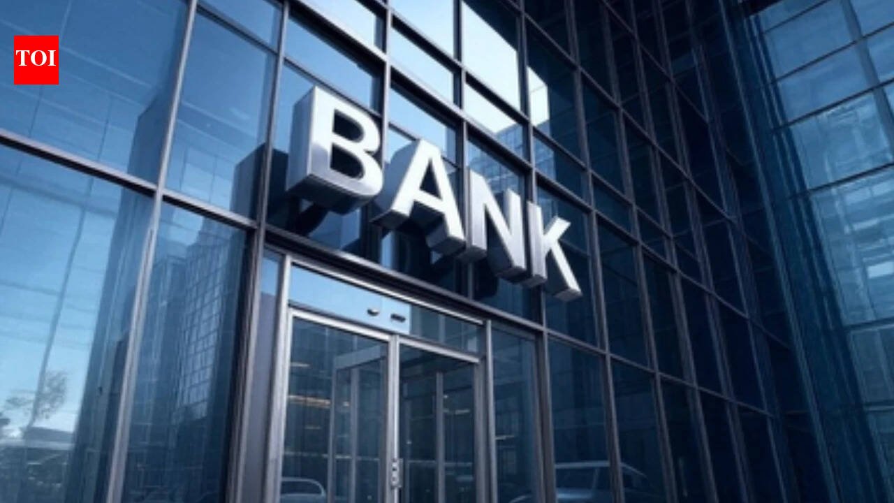 'No such commitment': Finance ministry denies agreeing to 5-day bank week ahead of strike, says report